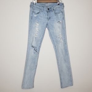 American eagle outfitters ripped jeans size 4